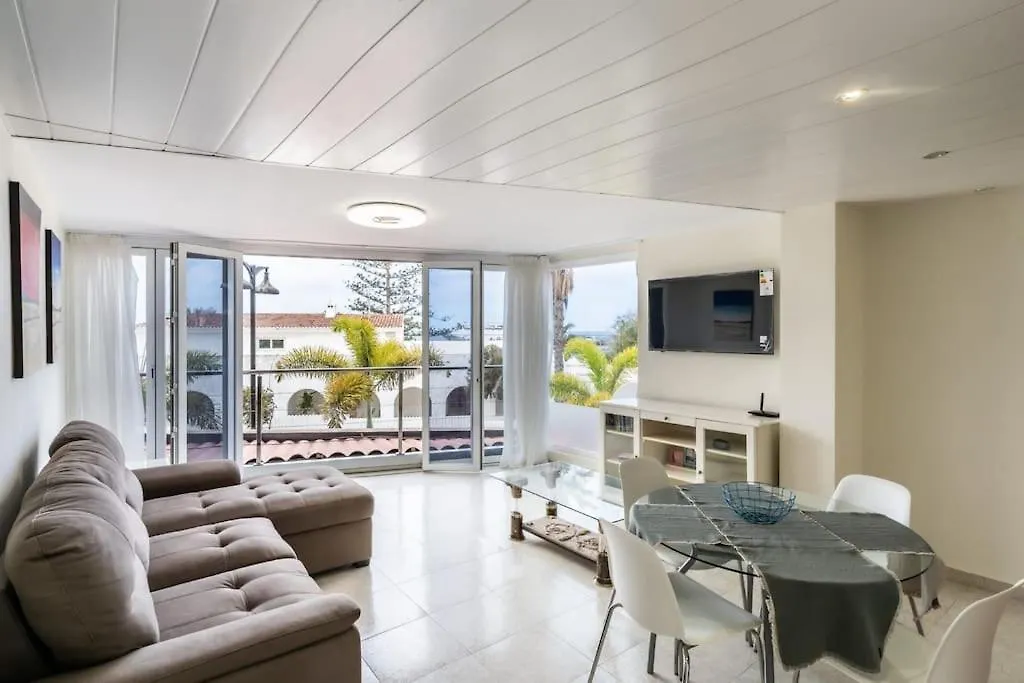 Apartamento En Primera Linea En Los Cristianos 0*, Los Cristianos (Tenerife)