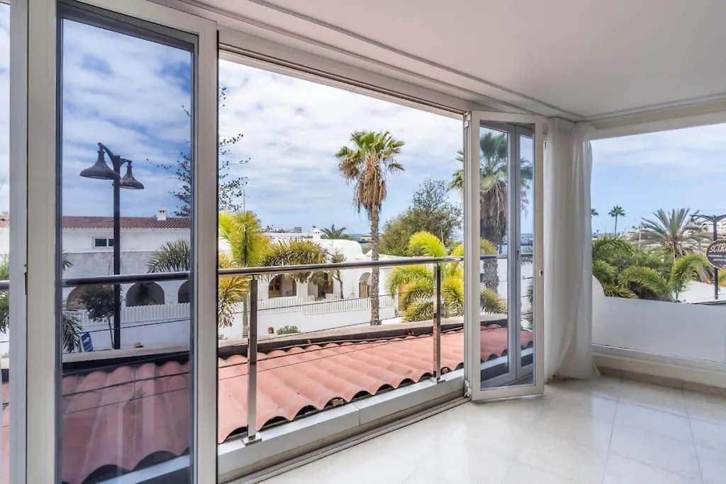 Apartamento En Primera Linea En Los Cristianos Apartment